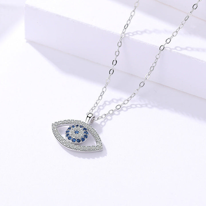 Eye Necklace, close-up detail