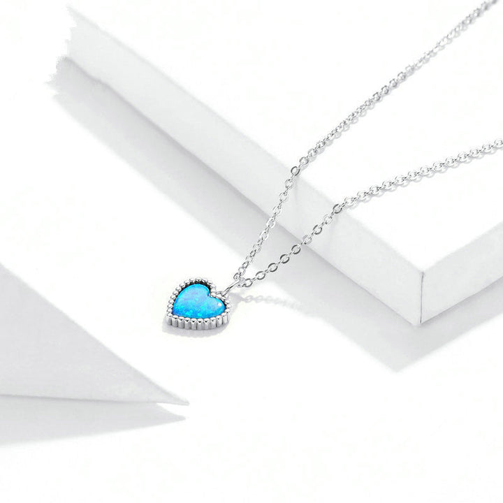Deep Blue Heart Necklace, close-up detail