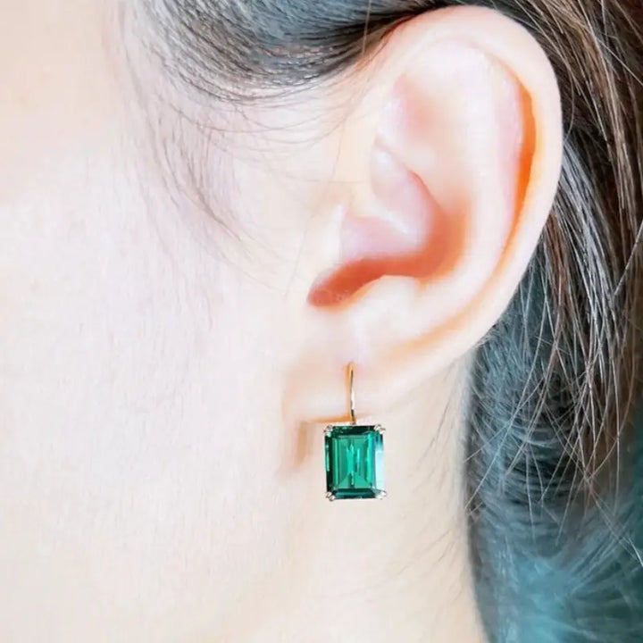 Viviana Corval Emerald Earrings | Gold-Tone