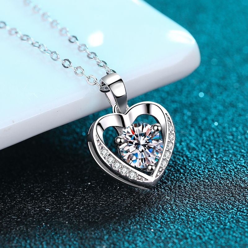 Zircon Heart Necklace, close-up detail