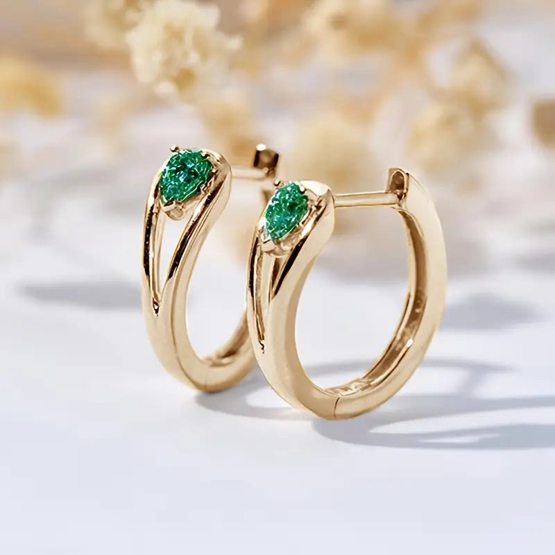 Amara Lavigne Emerald Earrings | Gold-Tone