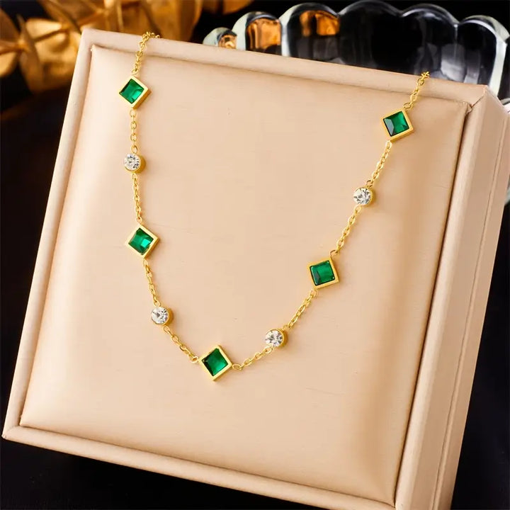 Amelisse Glenwyn Emerald Necklace | Gold-Tone