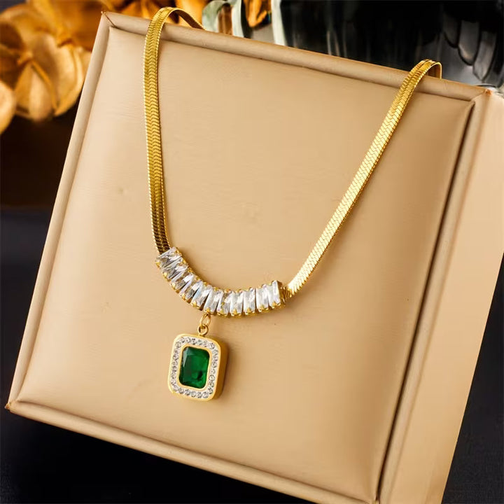 Regalia Prizma Necklace with Emerald-Green Stone | Gold-Tone