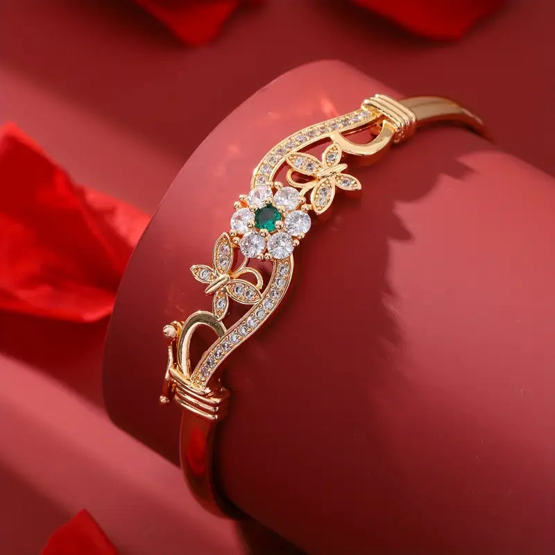 Isla Beaumont Emerald Bracelet | Gold-Tone