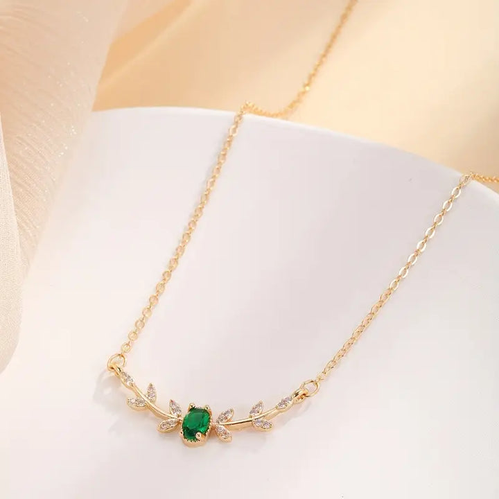 Amira Valmorin Emerald Necklace | Gold-Tone