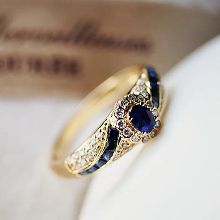 Avelisse Moraziel Ring | Gold-Tone