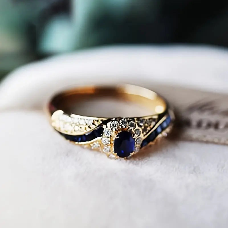 Avelisse Moraziel Ring | Gold-Tone
