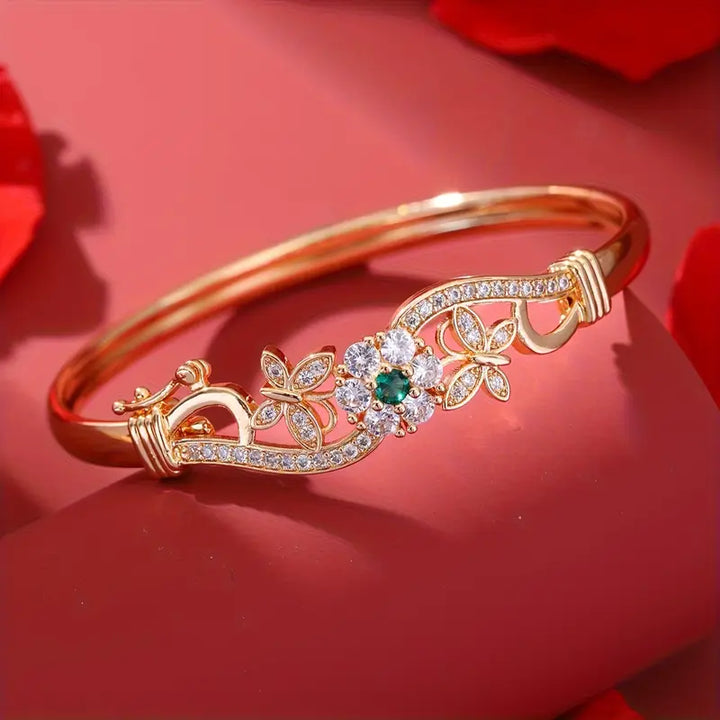 Isla Beaumont Emerald Bracelet | Gold-Tone