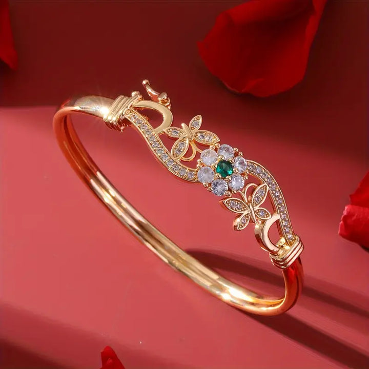 Isla Beaumont Emerald Bracelet | Gold-Tone