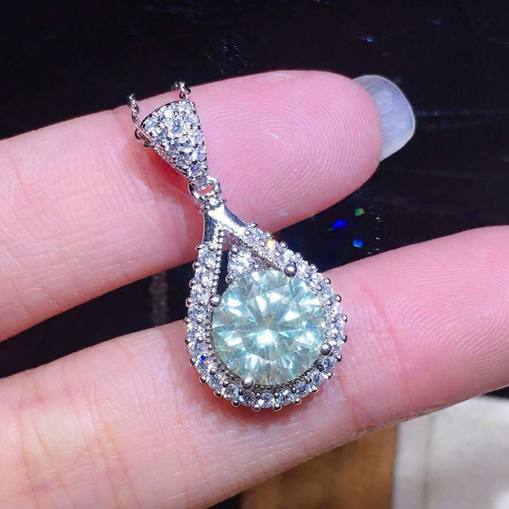 Alindra Voselle Emerald Necklace | Silver-Tone