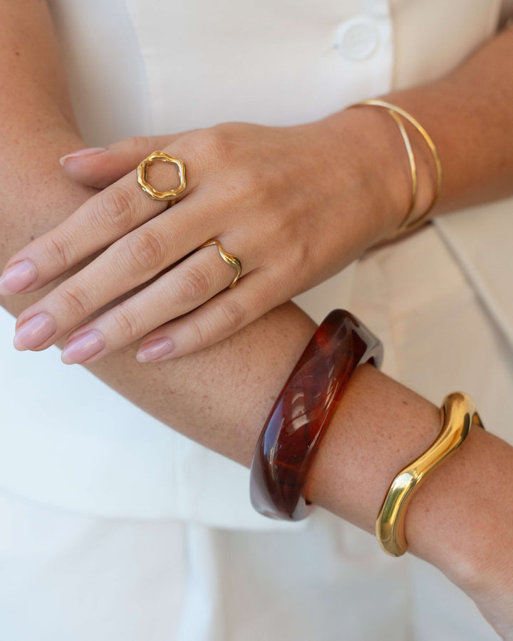 Teria Organic Ring, shown on the model