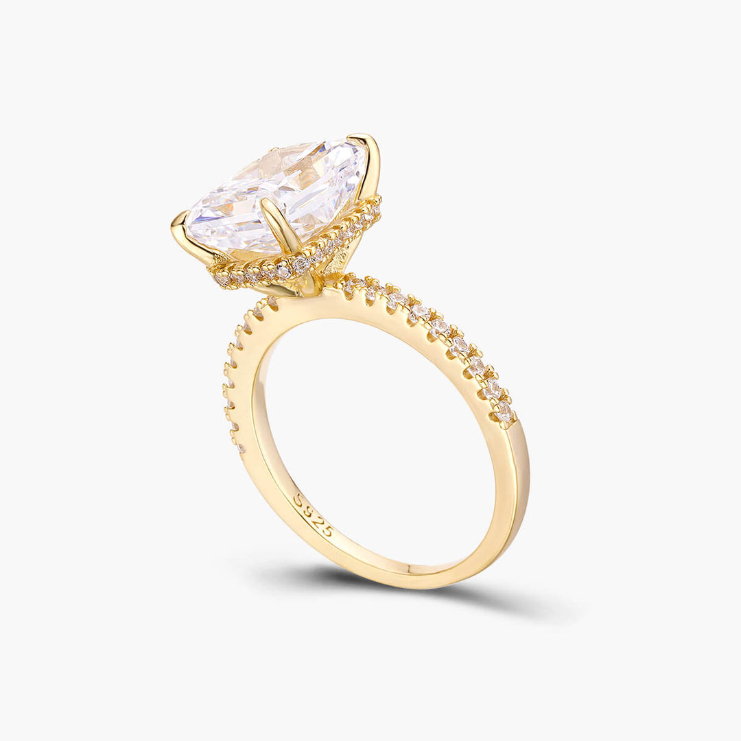 Royal Diamond Solitaire Ring