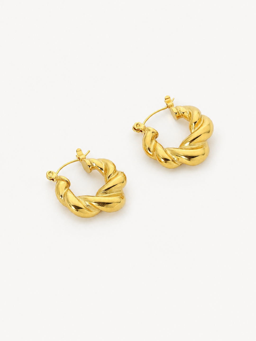 Alana Braided Earrings in gold