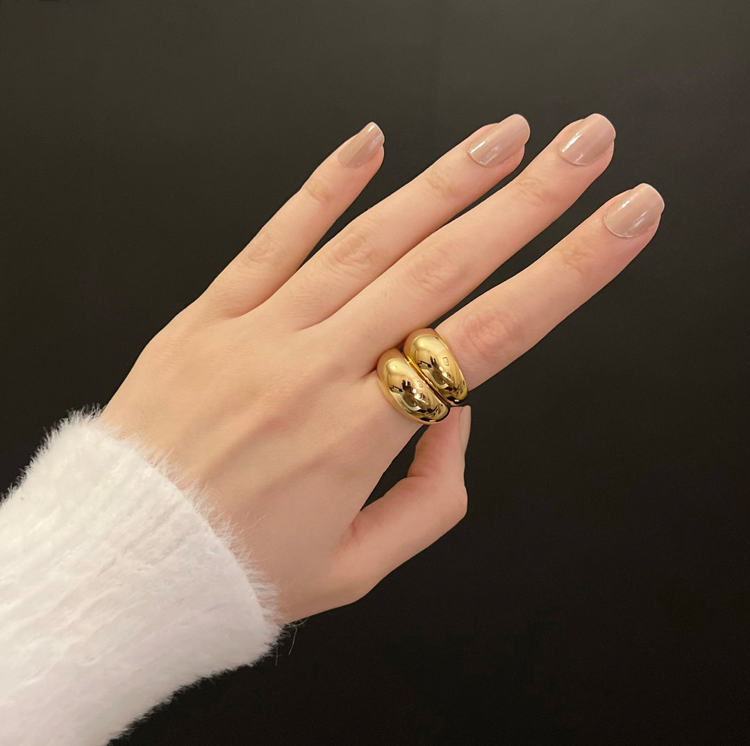 Lena Dome Ring, detail view