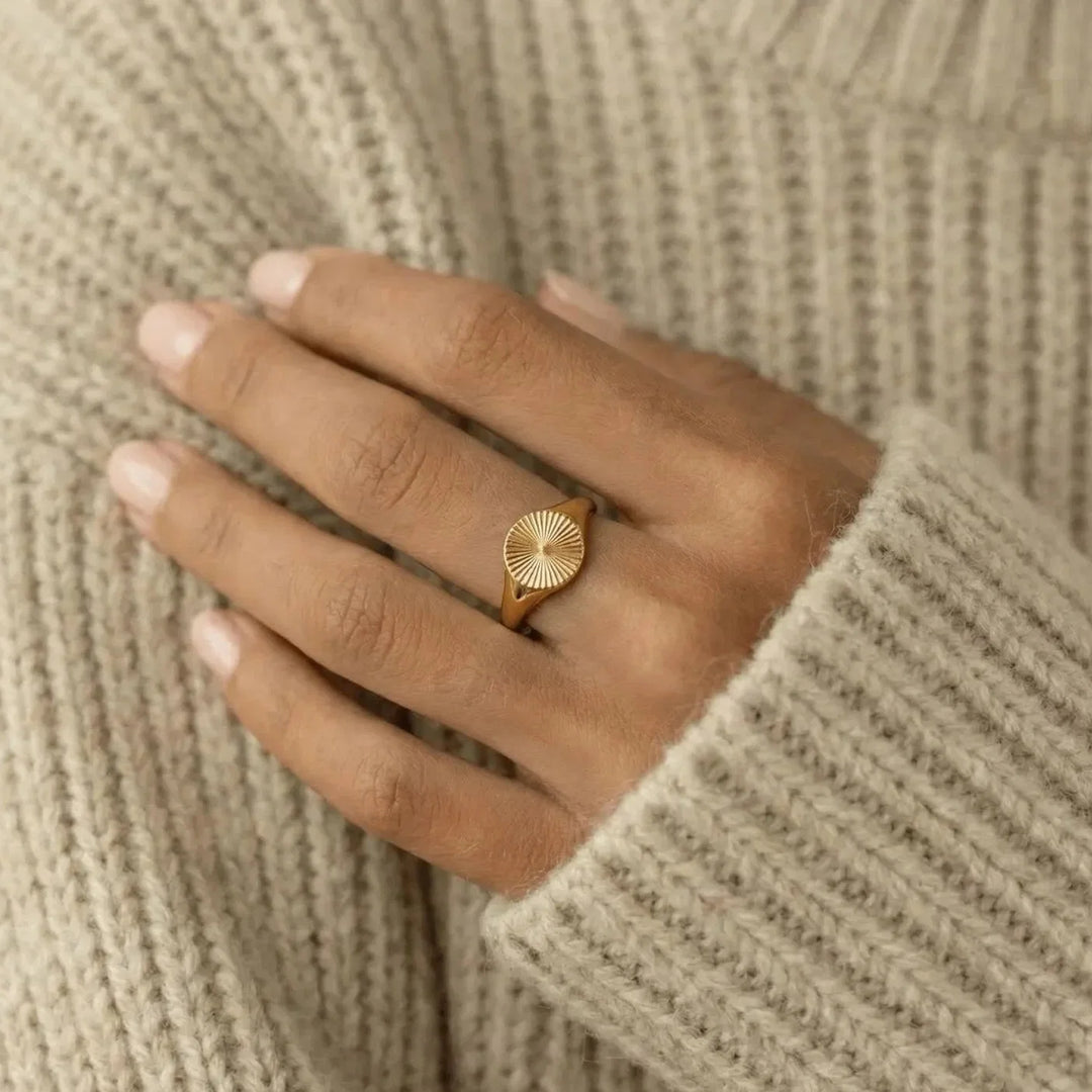 Nira Ring, worn on the hand