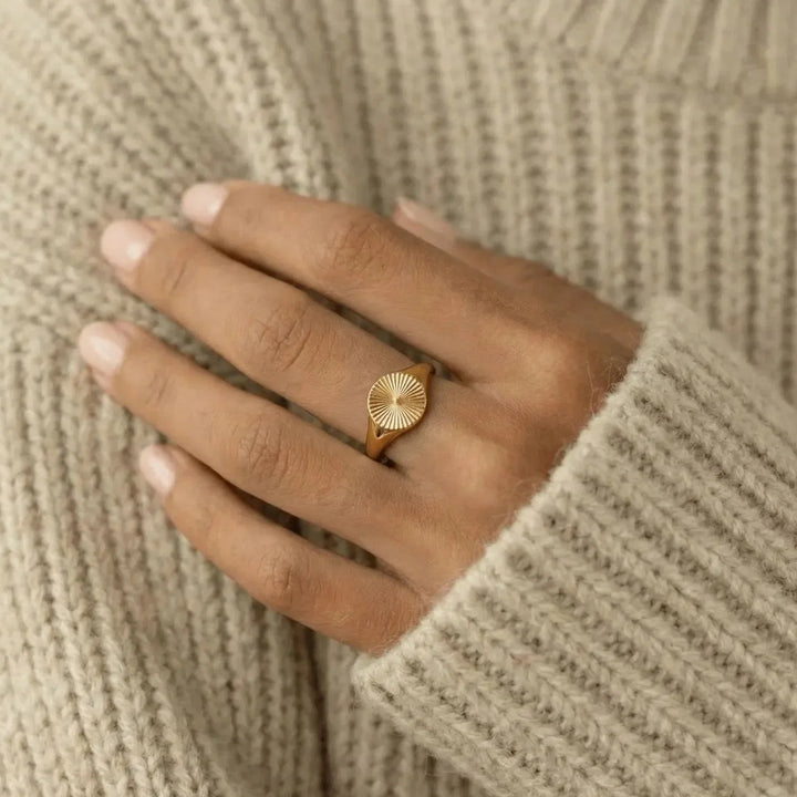 Nira Ring, worn on the hand