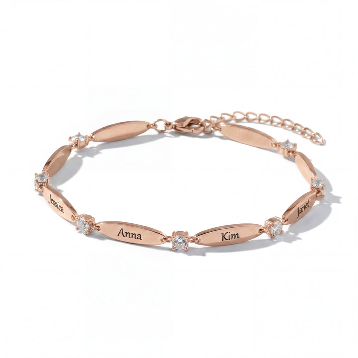 Elara Engraved Name Bracelet in rose gold