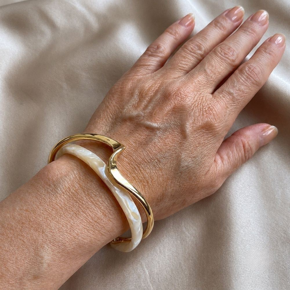 White Opal Elegant Gold-Tone Bracelet
