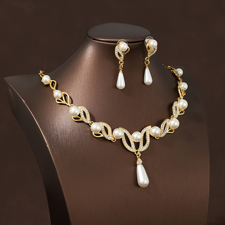 Sophisticated Gold-Tone Pearl Teardrop Jewelry Set