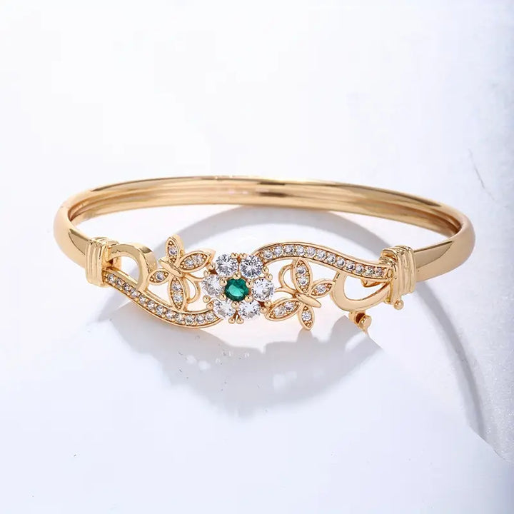 Isla Beaumont Emerald Bracelet | Gold-Tone