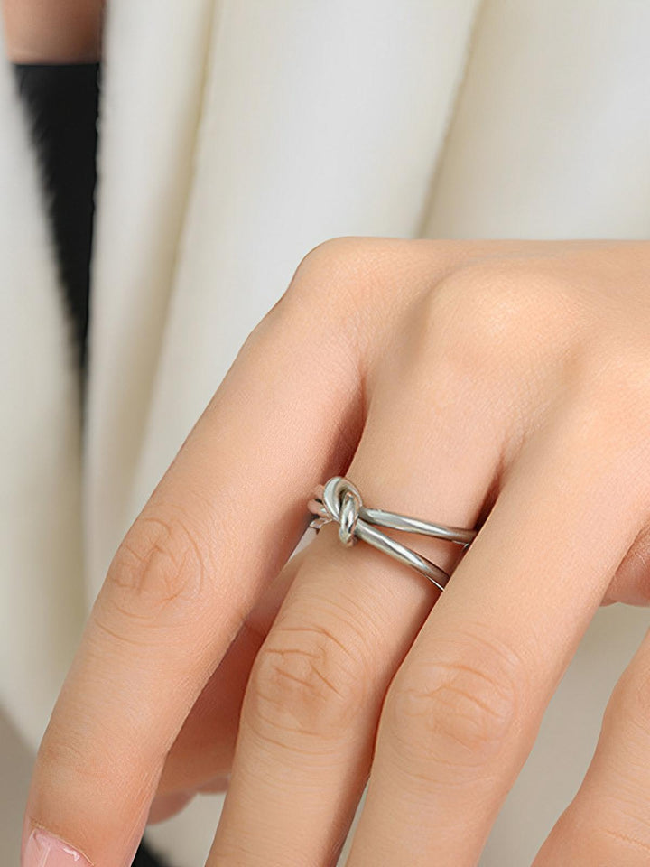 Aurelia Geometric Ring, shown on the model 2