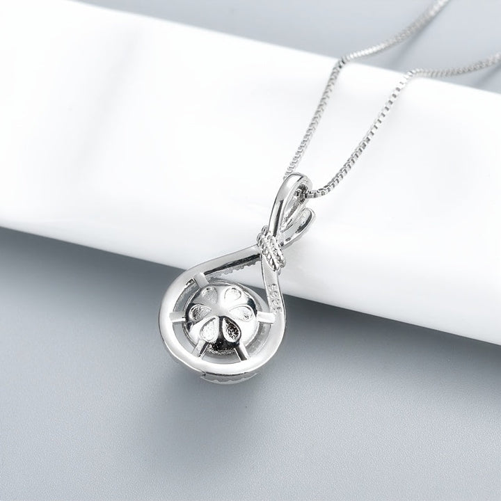 Graceful Pearl Twist Pendant Necklace