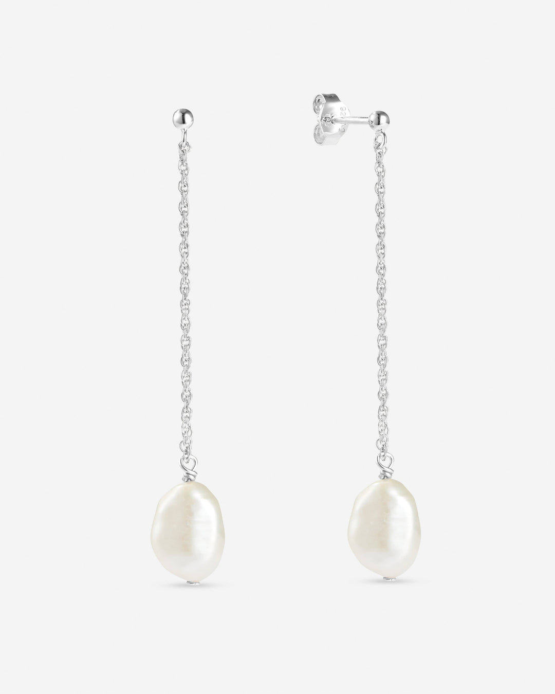 Talea Pearl Chain Earrings, detail view