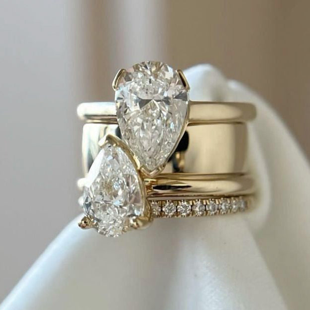 Vintage Ring with Double Dangling Zirconia Crystals
