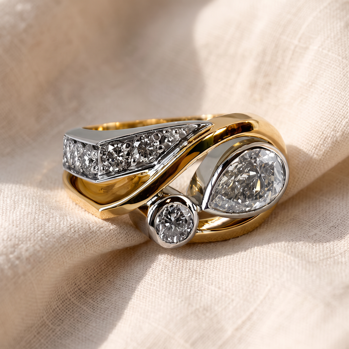 Vintage Irregular Two-Tone Ring with Zirconia Crystals
